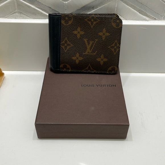 Louis Vuitton wallet - Men - Picture 2 of 11